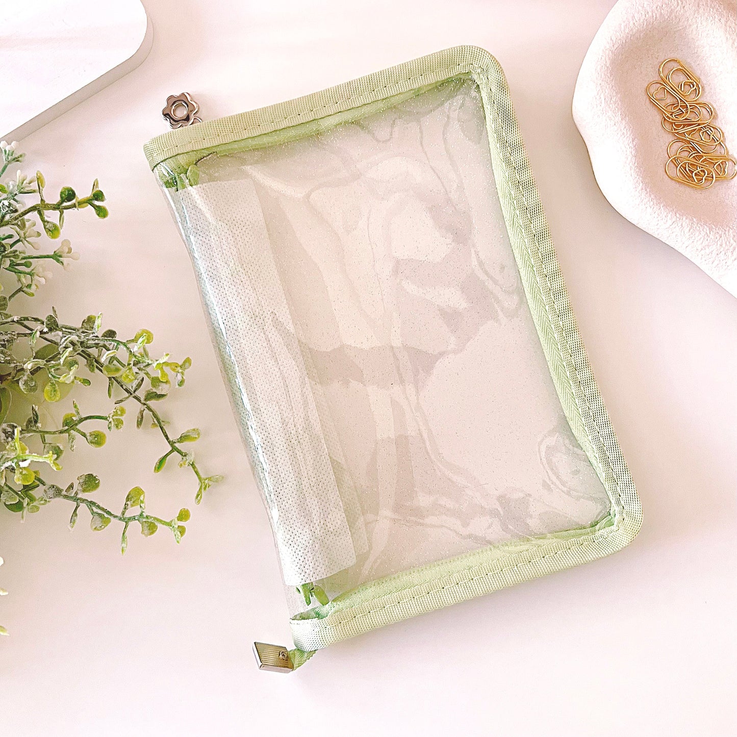A6 CLEAR GLITTER BINDER