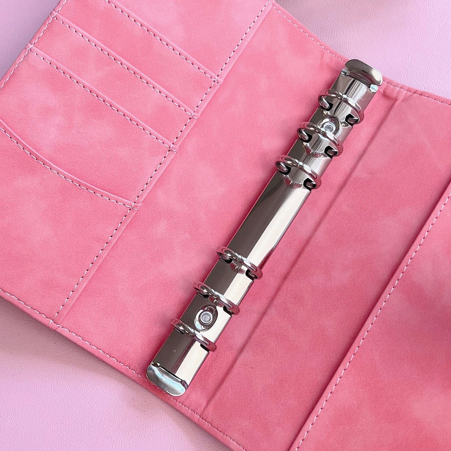 CHECKERED BUDGET BINDER