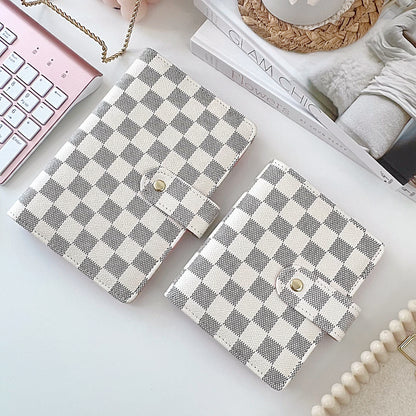 CHECKERED BUDGET BINDER